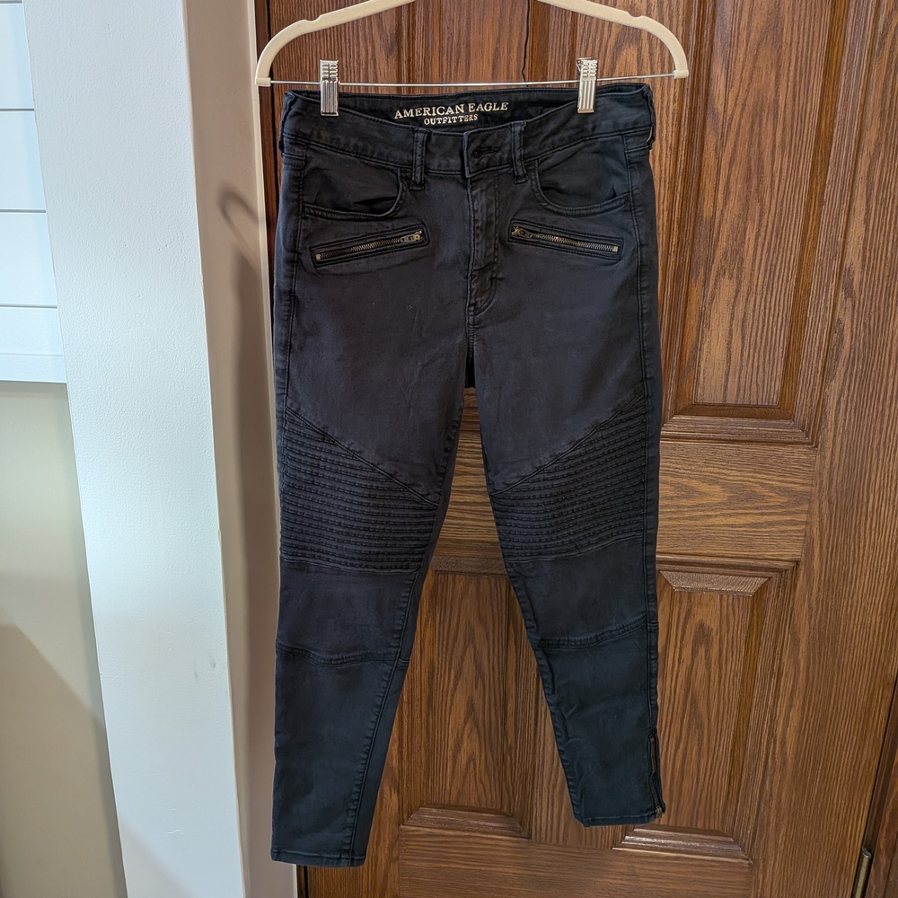 American Eagle Outfitters Women's Dark Jeans